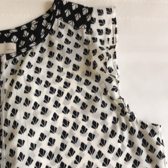 LOFT Black White Geo Print Henley Blouse Cap Sleeve Lightweight Top SP - Picture 7 of 13
